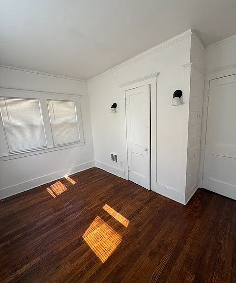 2269 Clairmount St — Photo 4