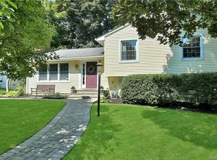 14 Highview Dr, Scarsdale, NY 10583