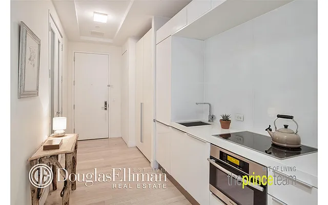 Rented by Douglas Elliman | media 4