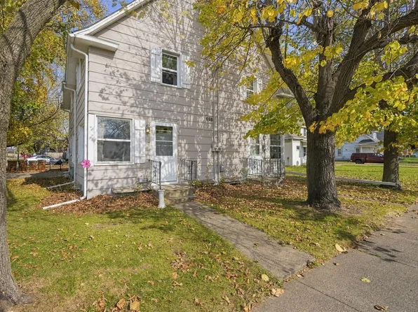 698 W Hudson Street #A/B, Mondovi, WI 54755