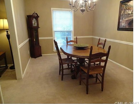 3rd image of 835 Black Oak Dr