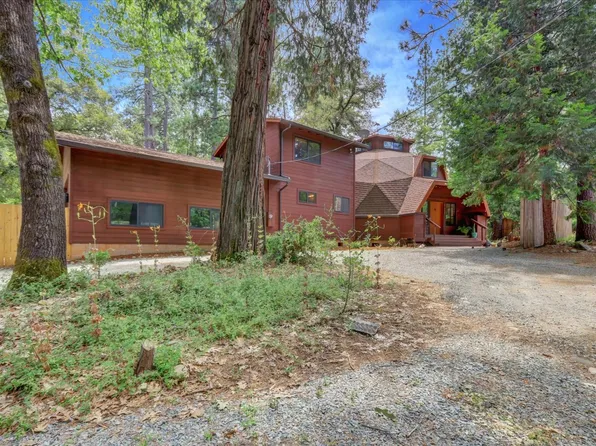 21580 Rambling Rd, Grass Valley, CA 95945