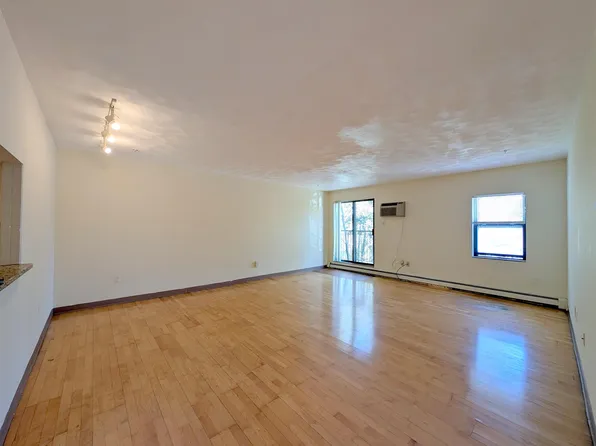 375 Highland Ave #2, Somerville, MA 02144