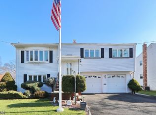 82 John St, Clark, NJ 07066