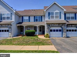 41 Heather Ct, Monmouth Junction, NJ 08852
