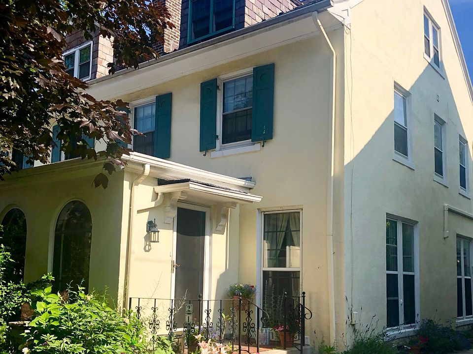 1st image of 21 Cleveland Ave