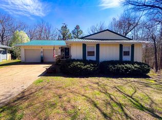 167 Okmulgee Dr, Cherokee Village, AR 72529