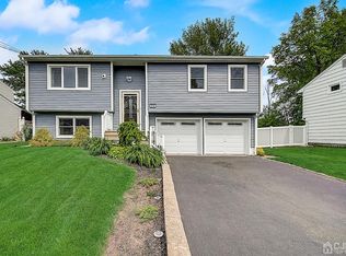 116 Roosevelt Ave, Colonia, NJ 07067