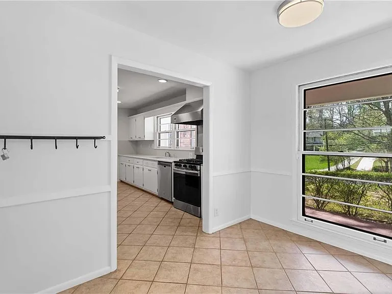 274 Land O Lakes Ct NE — Photo 14