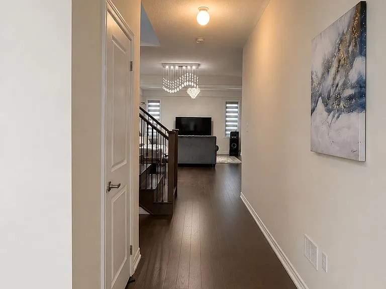 163 Terry Fox Dr #BASEMENT — Photo 2