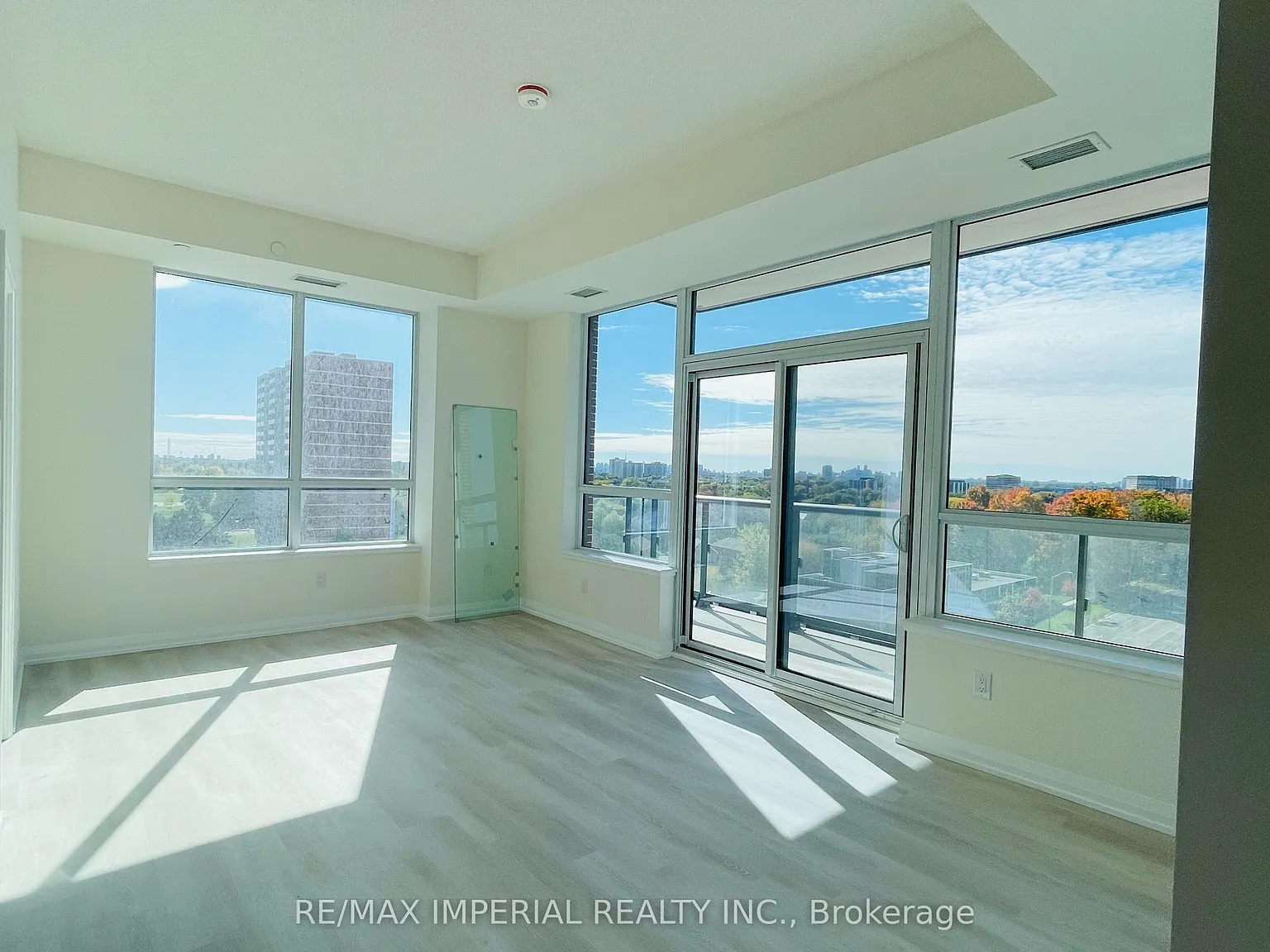2 bed, $2,800 — Photo 2
