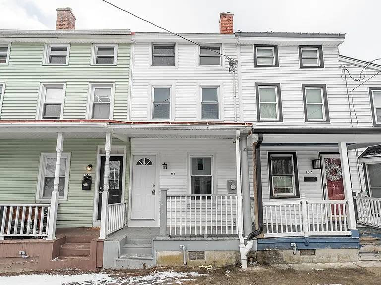 150 Mount Holly Ave — Photo 1
