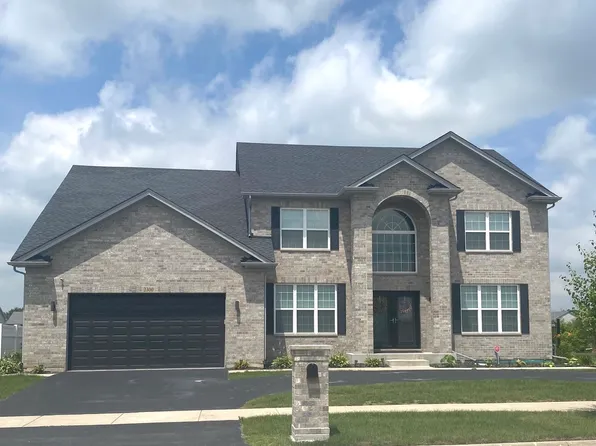 2300 Eastwood Dr, Lynwood, IL 60411