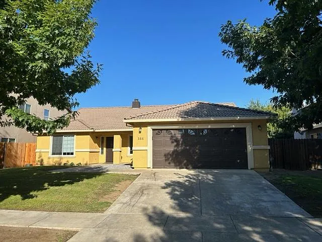 366 Gurdas Ct — Photo 1