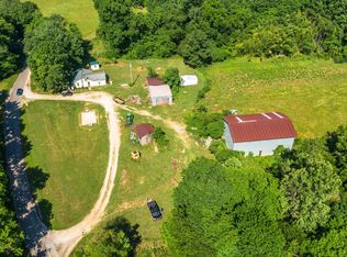 2429 Fattybread Branch Rd, Williamsport, TN 38487