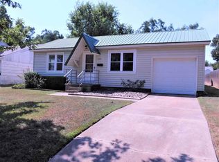 408 S 13th St, Ponca City, OK 74601