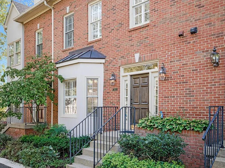 103 Forest Place Cir — Photo 1