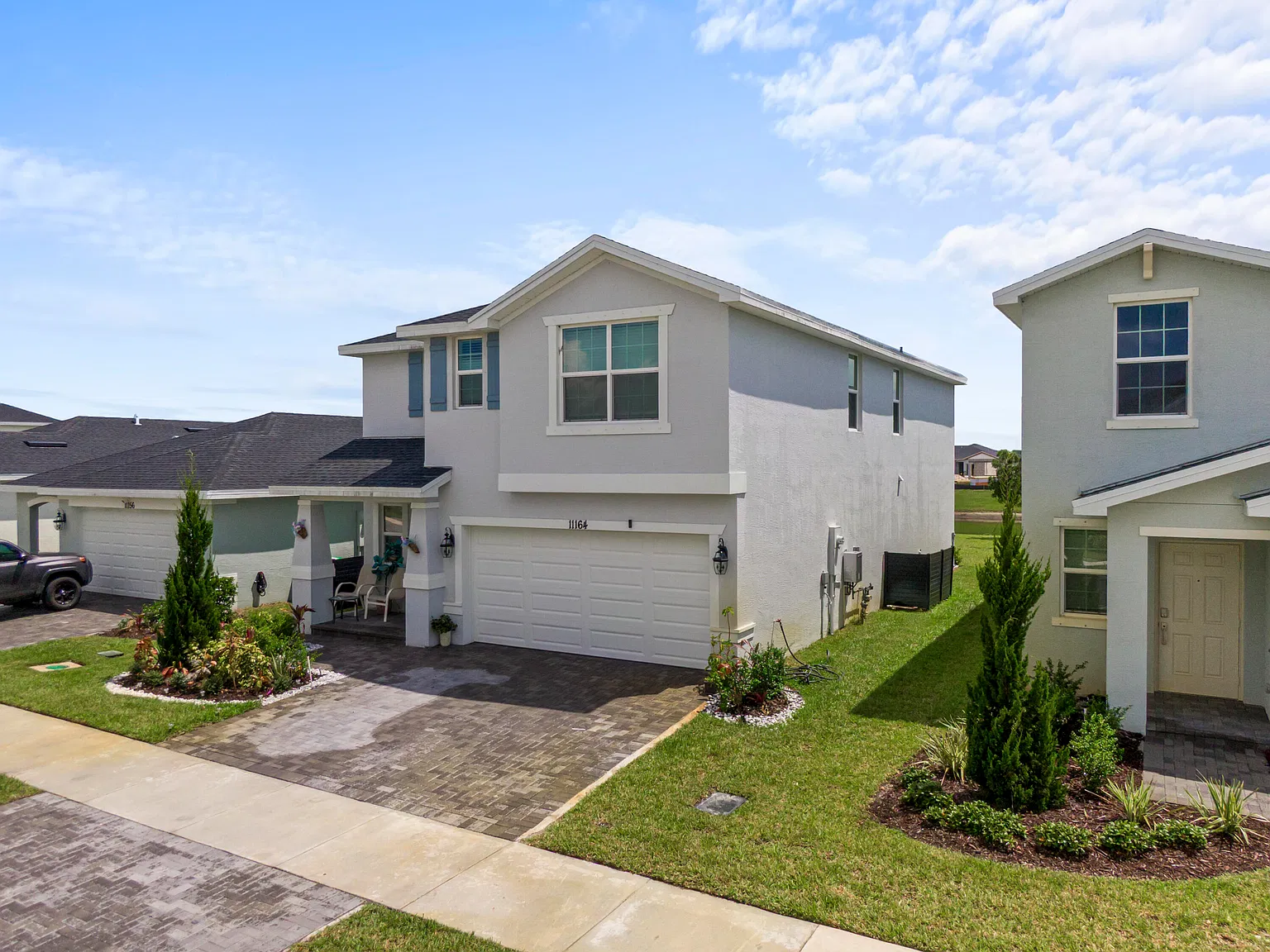 6 bed, 3.0 bath, 2589 sqft, $3,500 — Photo 2