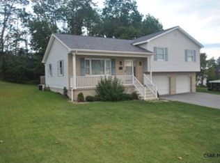 105 Ridgeway Dr, Johnstown, PA 15904