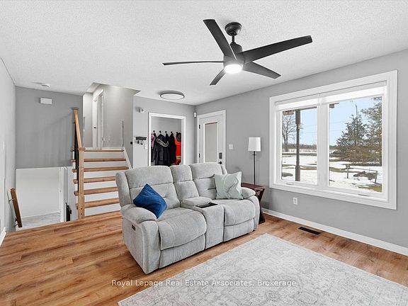 3rd image of 649 Bigford Rd