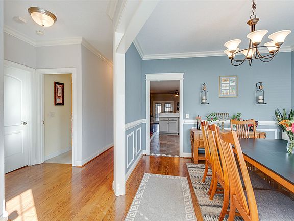 5th image of 2538 Saint Lucie Ct