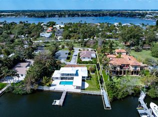 414 Beach Curve Rd, Lantana, FL 33462