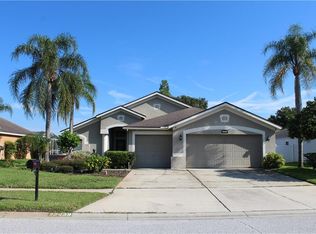 22439 Willow Lakes Dr, Lutz, FL 33549