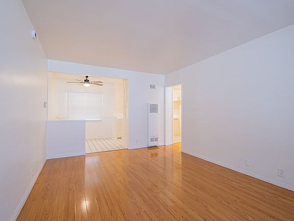 4th image of 1218 N Mansfield Ave APT 7