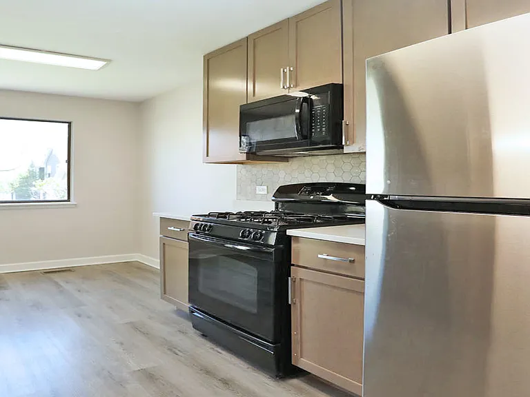 Burr Oak Ln — Photo 4