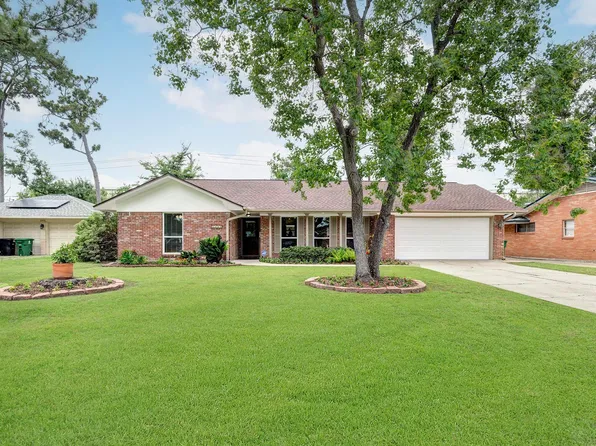 1111 Clovis Rd, Houston, TX 77008