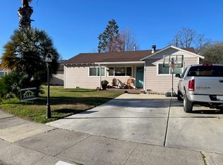 2 Acorn Cir, Chico, CA