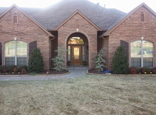 1101 N Bittercreek Ter, Mustang, OK 73064