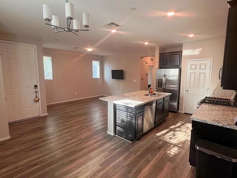 6459 Centennial Skies Ct — Photo 2