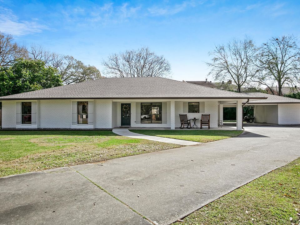 1st image of 100 Longwood Dr