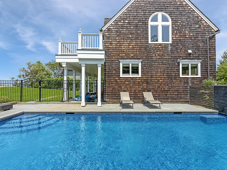 2700 Sound Dr — Photo 25