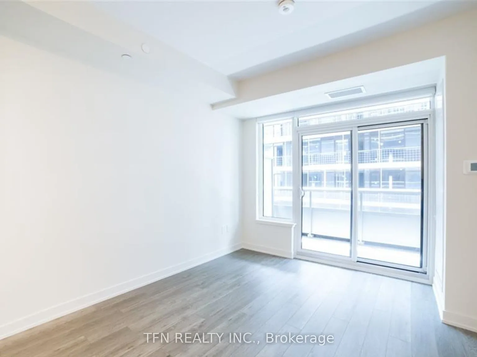 1 bed, $1,699 — Photo 4