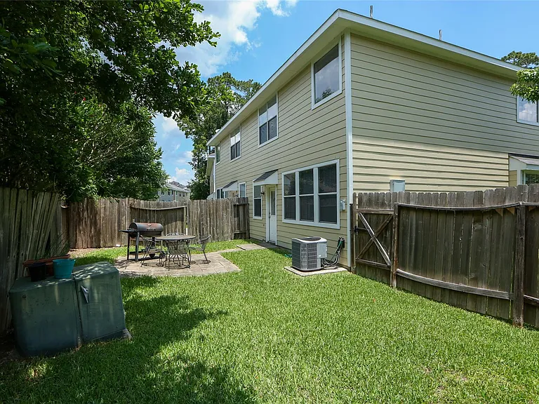 17511 Bering Bridge Ln — Photo 15