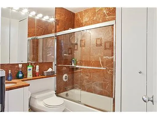 Rented by Douglas Elliman | media 14