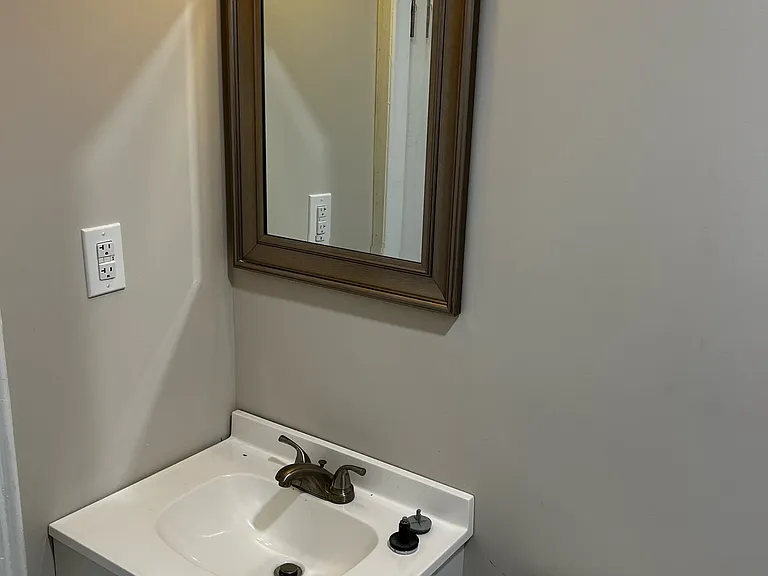 222 Campsie Pl #3 — Photo 16