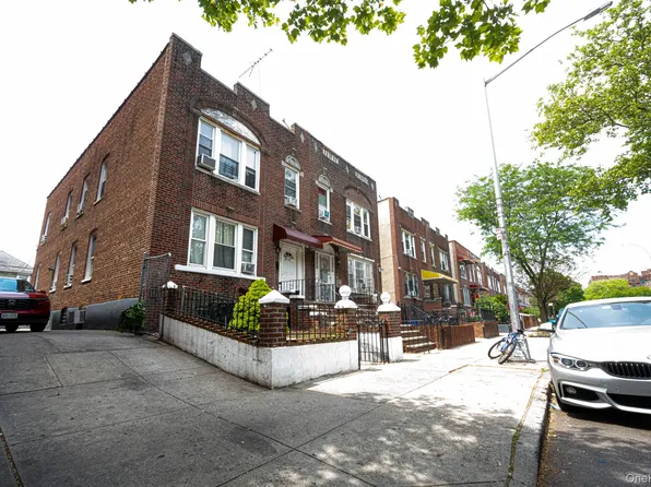 35-46 92nd Street, Jackson Heights, NY 11372