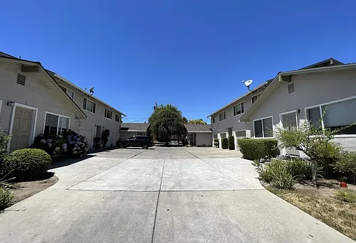 119 Fulton St Photo 1