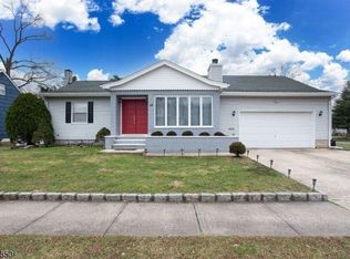 13 Park Ave, Green Brook Township, NJ
