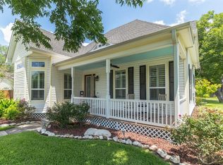 201 Anderson St, Schulenburg, TX 78956