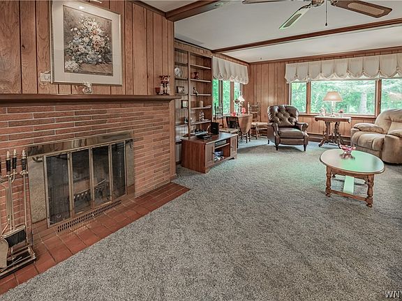 2nd image of 59 Lincolnshire Dr