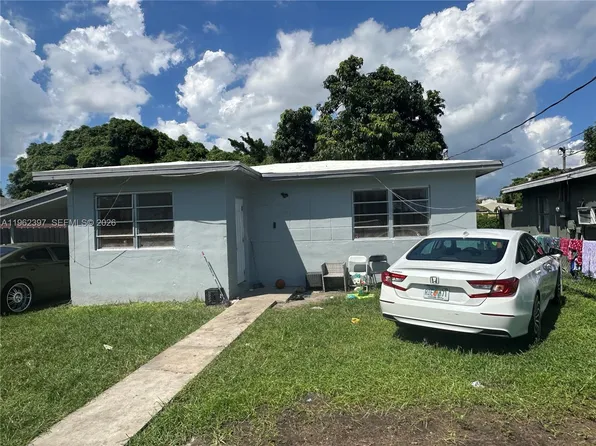 10229 SW 175th St, Miami, FL 33157