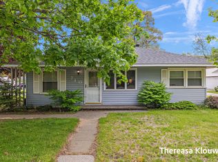 710 S Quarterline Rd, Muskegon, MI 49442