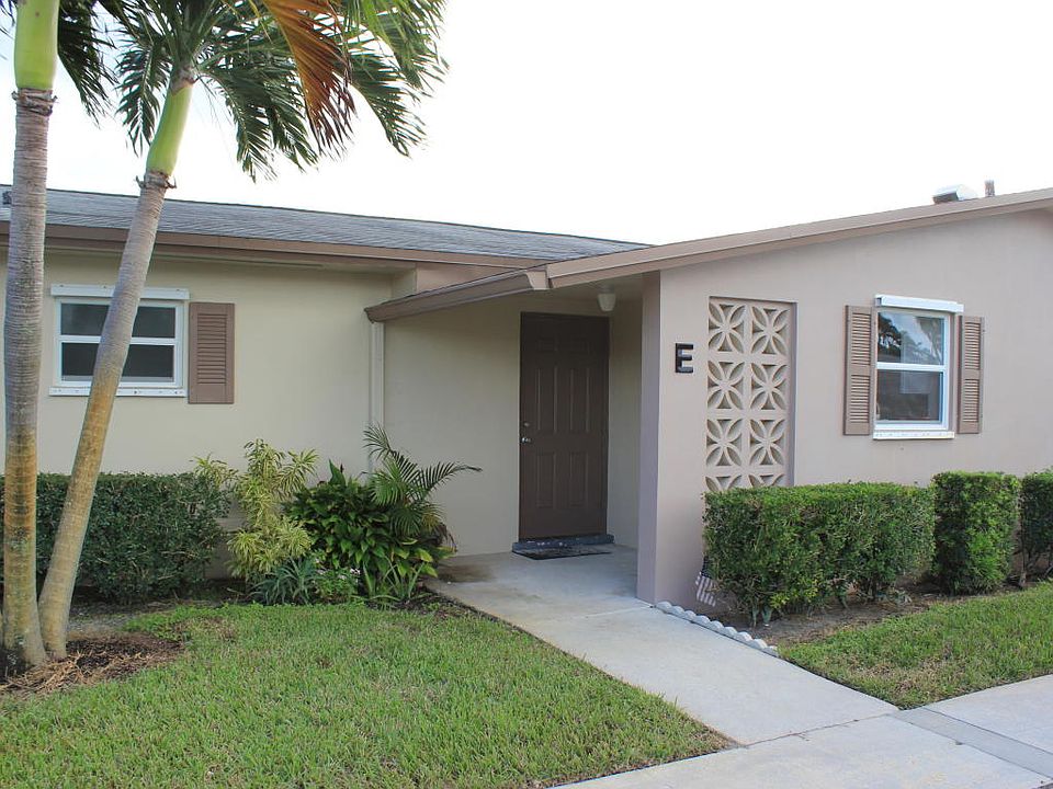 1st image of 2663 Barkley Dr E