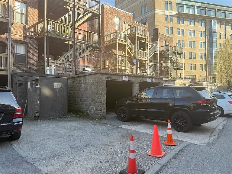 11 Vancouver St #2 — Photo 12