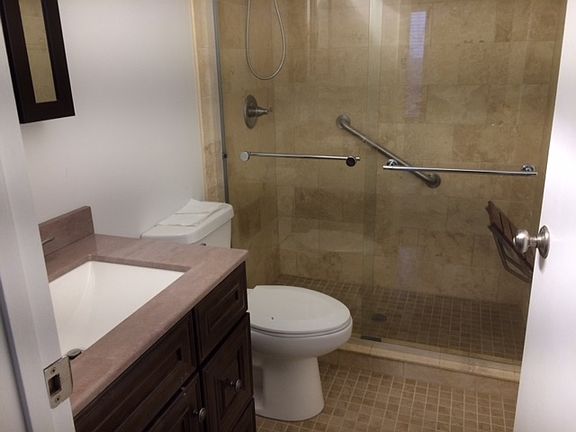 4th image of 2075 Oriole Ln