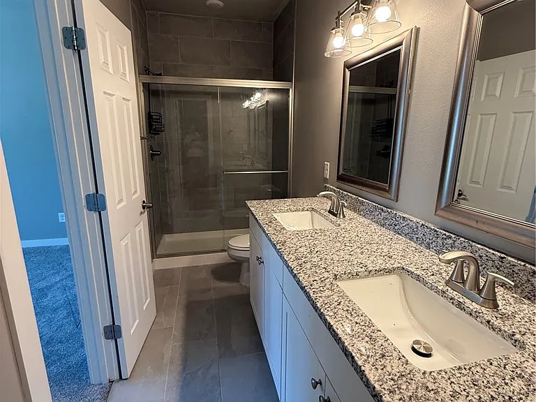 402 E Hemlock St — Photo 20